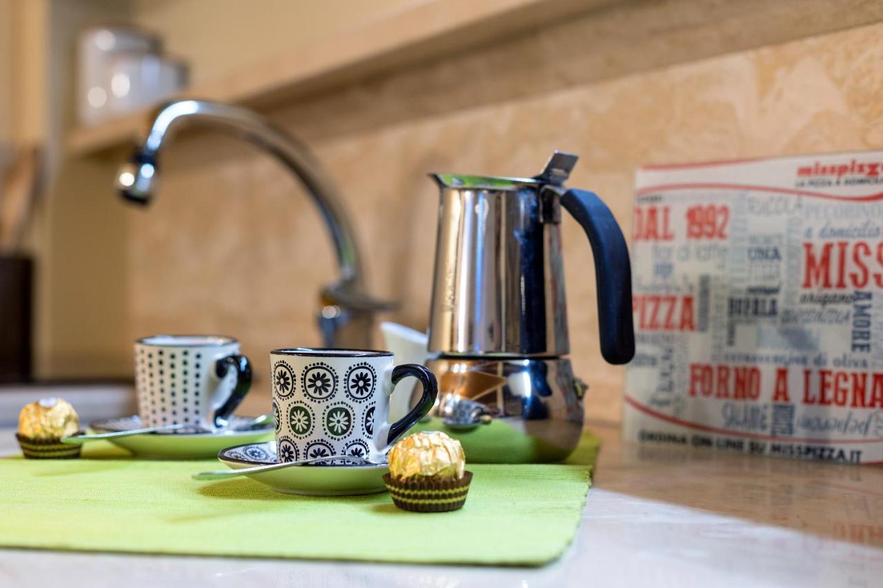 Rome As You Feel - Charming Loft Campitelli In Navona Екстериор снимка